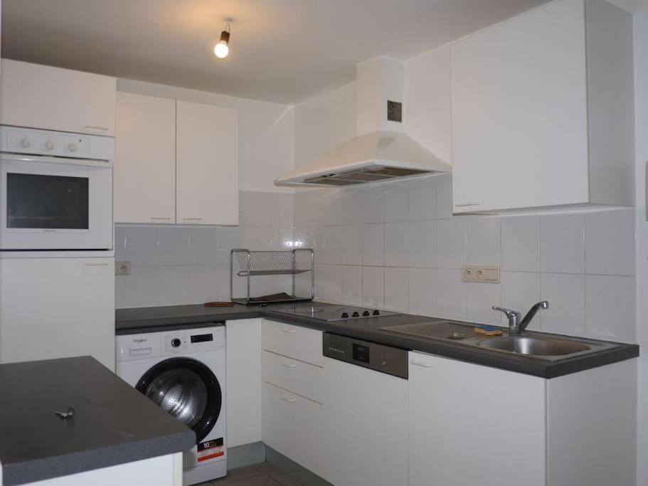 Apartamento Beautiful 1br/1bar In E.u. District Bruxelas